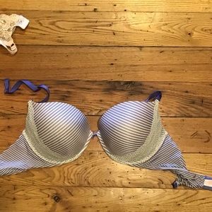 38DD Victoria’s Secret Bra Blue (Lightly used)